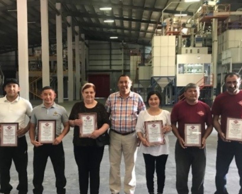 Лучшим  работникам «Дан Агро Продукты» вручены Почетные грамоты  за добросовестное отношение к трудовым обязанностям